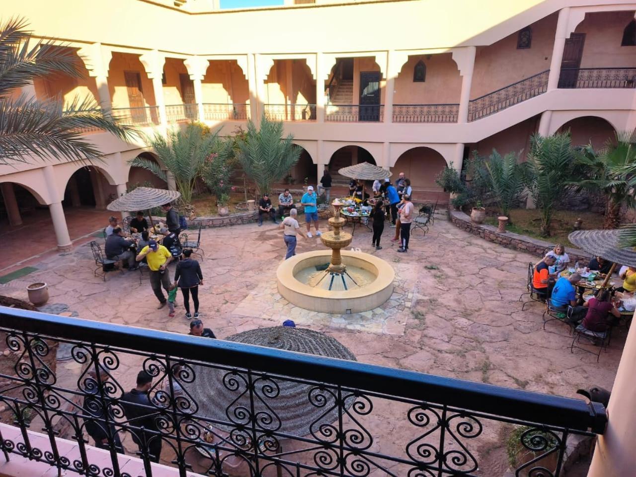 Kasbah Zitoune Tajda Esterno foto