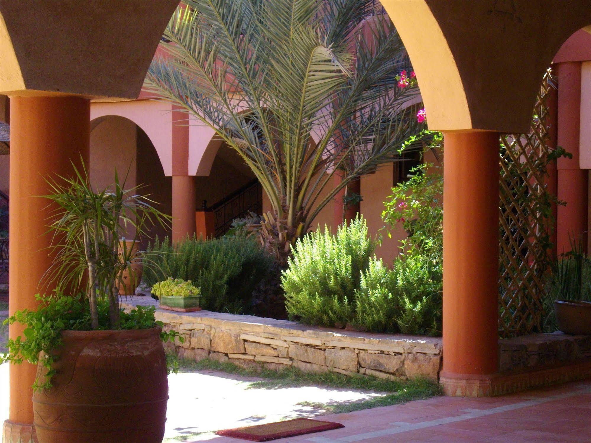 Kasbah Zitoune Tajda Esterno foto