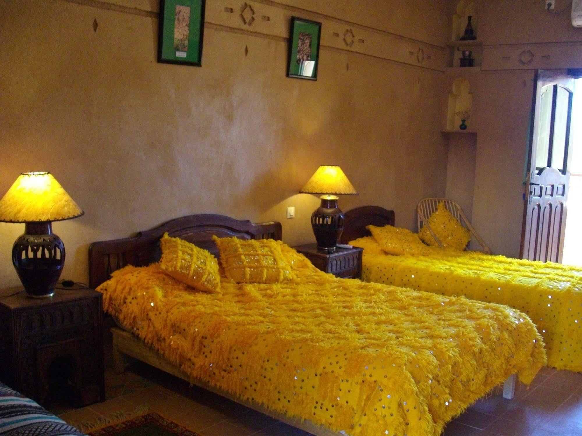 Kasbah Zitoune Tajda Esterno foto